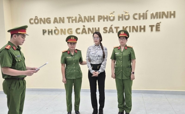 Sau 8 tháng vướng vòng lao lý, diễn viên Trương Ngọc Ánh tiếp tục nhận thêm tin buồn: Biến cố ập tới hoài luôn