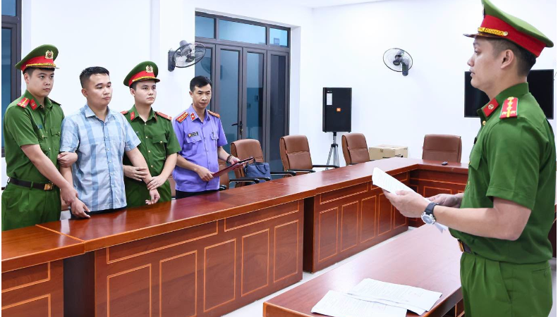 Rõ chân dung giáo viên Nguyễn Hà Duy: Người đang rần rần nhất vào lúc này, không thể tin nổi