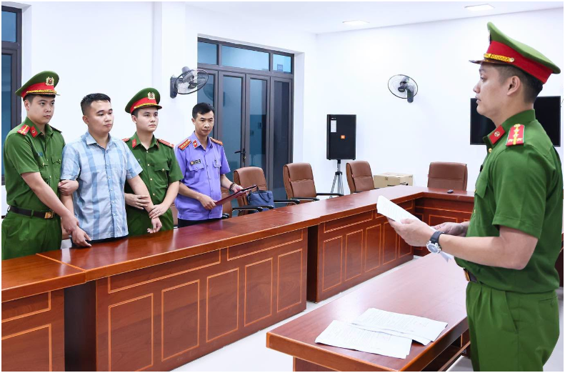 Rõ chân dung giáo viên Nguyễn Hà Duy: Người đang rần rần nhất vào lúc này, không thể tin nổi