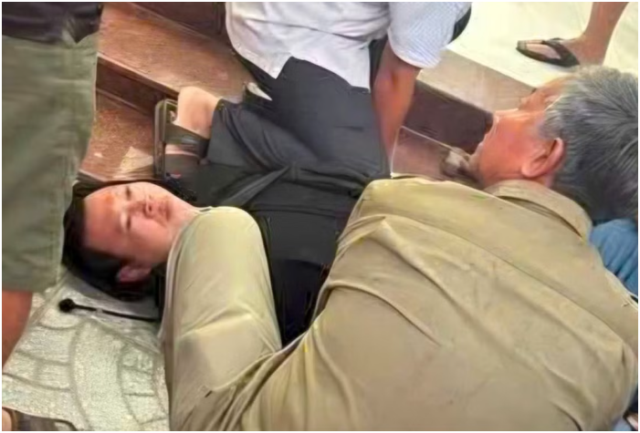Giả Vờ Mua Vàng Rồi Rút Búa Đập Tủ Cướp 5 Dây Chuyền Vàng 100 Triệu, Cái Kết Không Ngờ Cho Nghi Phạm
