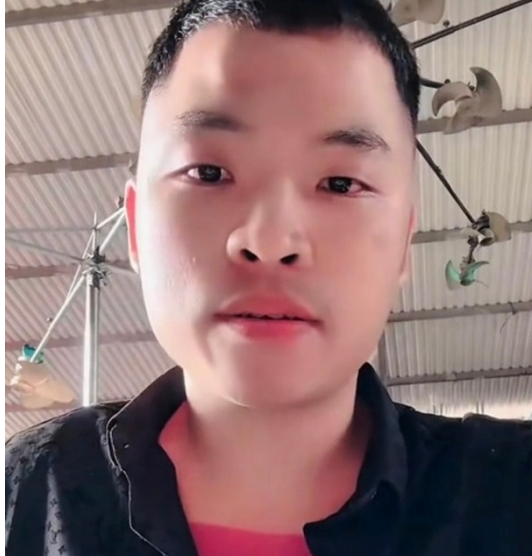 Vụ Khánh Sky livestream chửi bới ở nhà Vua Quạt: Công an Bắc Ninh chính thức vào cuộc