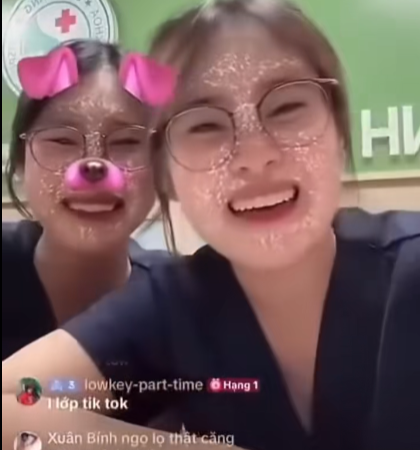 Hai nữ sinh Y khoa nhận kỷ luật sau vụ chửi thề trên livestream ở bệnh viện: Hình thức xử lý là thích đáng