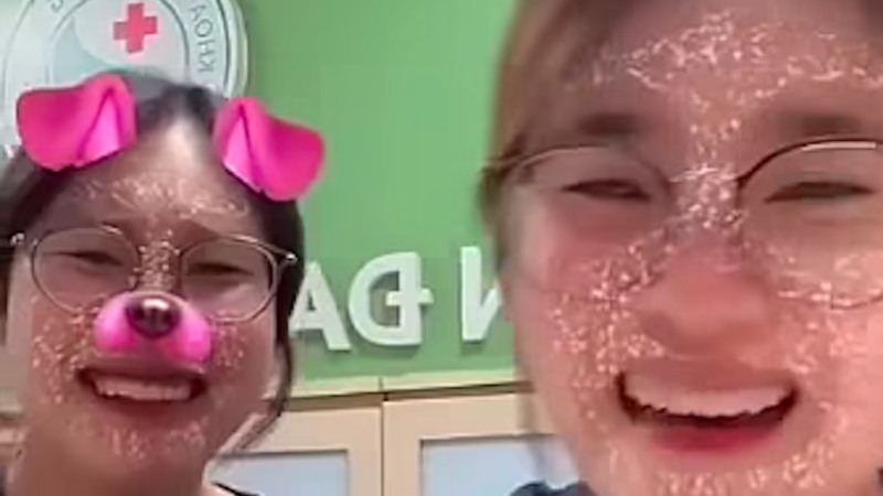 Không chỉ nhắc nhở: Hai sinh viên Y khoa livestream dọa “tiêm thuốc độc” nguy cơ cao đối mặt án kỷ luật nặng từ nhà trường