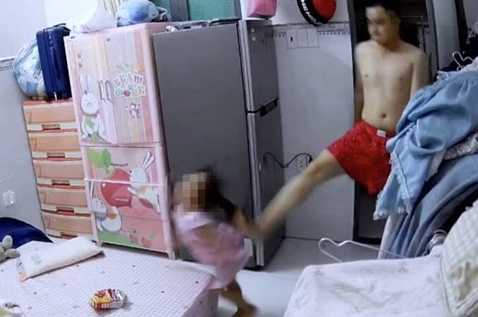 Tình trạng sức khỏe hiện tại của bé gái 3 tuổi bị người tình của mẹ bạo hành: Nghe mà không khỏi xót xa