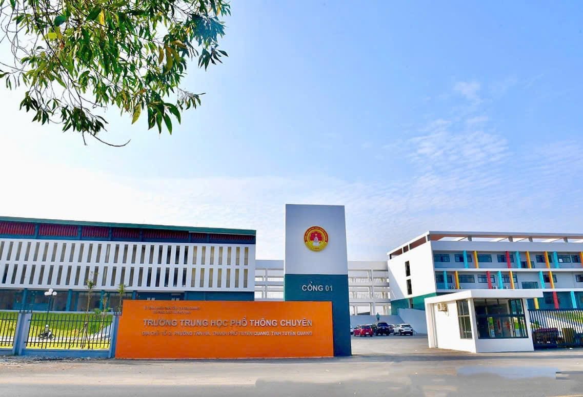 Bộ GD&ĐT chốt phương án: Thí sinh THPT chuyên Tuyên Quang không chỉ thi lại môn Toán