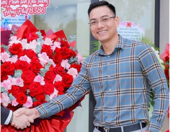 Hồ Văn Khoa lên tiếng giữa ồn ào Khánh Sky: Khẳng định mình không liên quan gì, chẳng thù hằn gì với Vua Quạt
