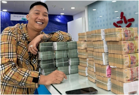 Đã rõ lý do đặt biệt danh Huấn Hoa Hồng: Hóa ra là vì điều này đây, công nhận cũng hay đấy