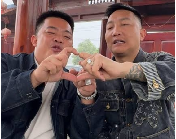 Rõ động thái của Phú Lê và Hải Sapa sau khi bị réo tên nhiều nhất vào lúc này: Các anh có đang run như lời đồn?