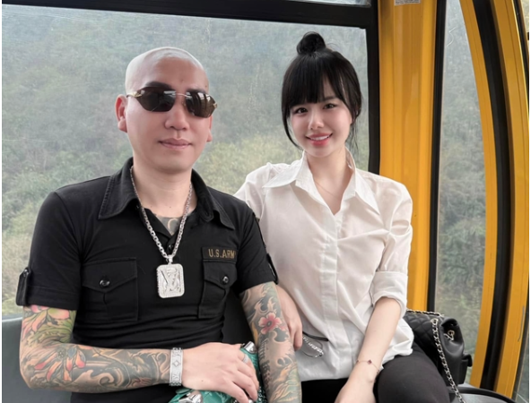 Đã rõ lý lịch của cô giáo Hương, người đang rần rần thời điểm hiện tại: Bạn thân của Phú Lê và Huấn Hoa Hồng