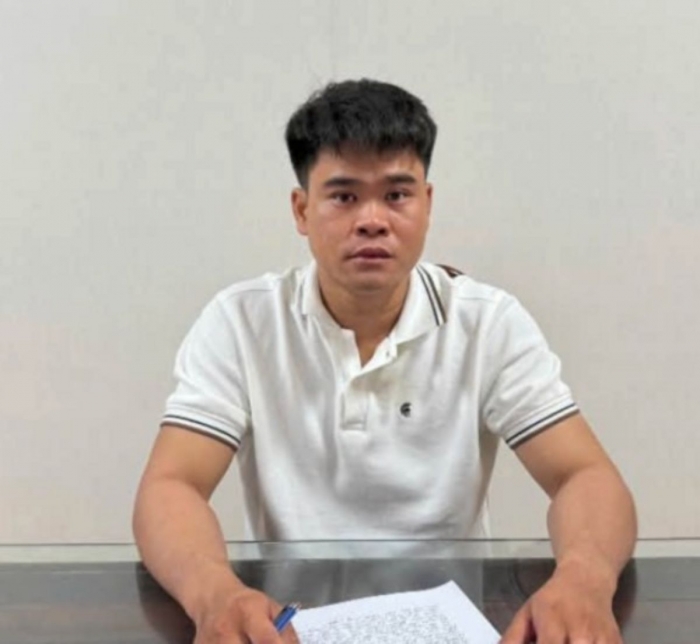 Phẫn nộ lời khai của gã đàn ông hành hạ con riêng của “vợ hờ” ở Đồng Nai: Đánh nhiều ngày, bắt cháu bé quỳ đến sáng