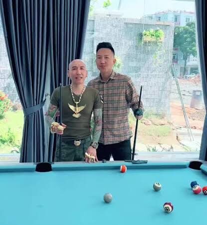 Rõ tội danh của Huấn Hoa Hồng và Phú Lê: Chuyến này chắc hai anh lâu lắm mới về được!