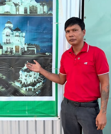 Lộc Fuho khoe biệt thự  hàng chục tỷ, cư dân mạng soi ra chi tiết bất thường trên bảng công trình: Cứ thấy lấn cấn sao đâu á!