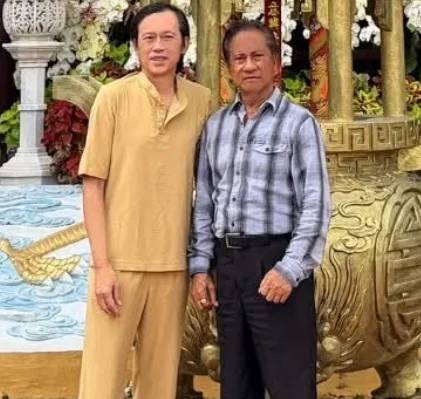 “Cần gì đi hát nữa”: NSƯT Hoài Linh giàu đến mức nào mà nam danh ca đông con nhất Việt Nam phải thốt lên câu này?