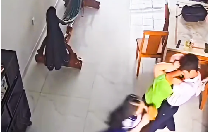 Lãnh đạo Sở Giáo dục và Đào tạo tỉnh có động thái không ngờ khi biết vụ nam sinh lớp 7 hành hung với người thân trong gia đình