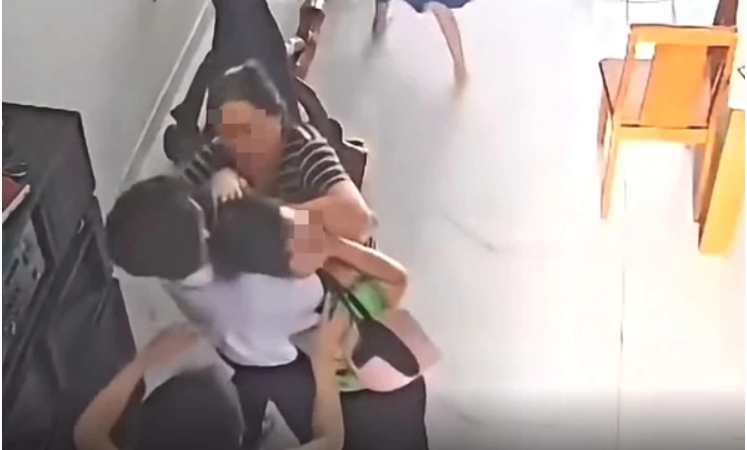Bạn Huy Hoàng lên tiếng: Phải xem lại cách giáo dục với nam sinh lớp 7 này, hành hung người trong nhà như vậy là không chấp nhận