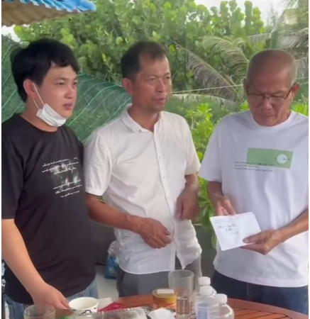 Vì sao nhiều người vẫn ủng hộ tiền cho cha mẹ Zhang Lang dù đã hết tìm kiếm: Ở trong nước mình còn nhiều người khó khăn mà?